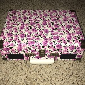 SOLD!  turn table/ record player